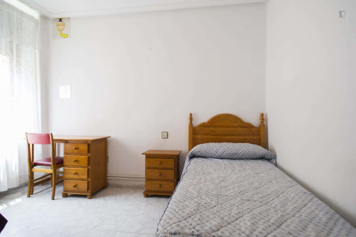 Apartment in Calle Melchor Cano, Salamanca for 110 m² with 4 bedrooms