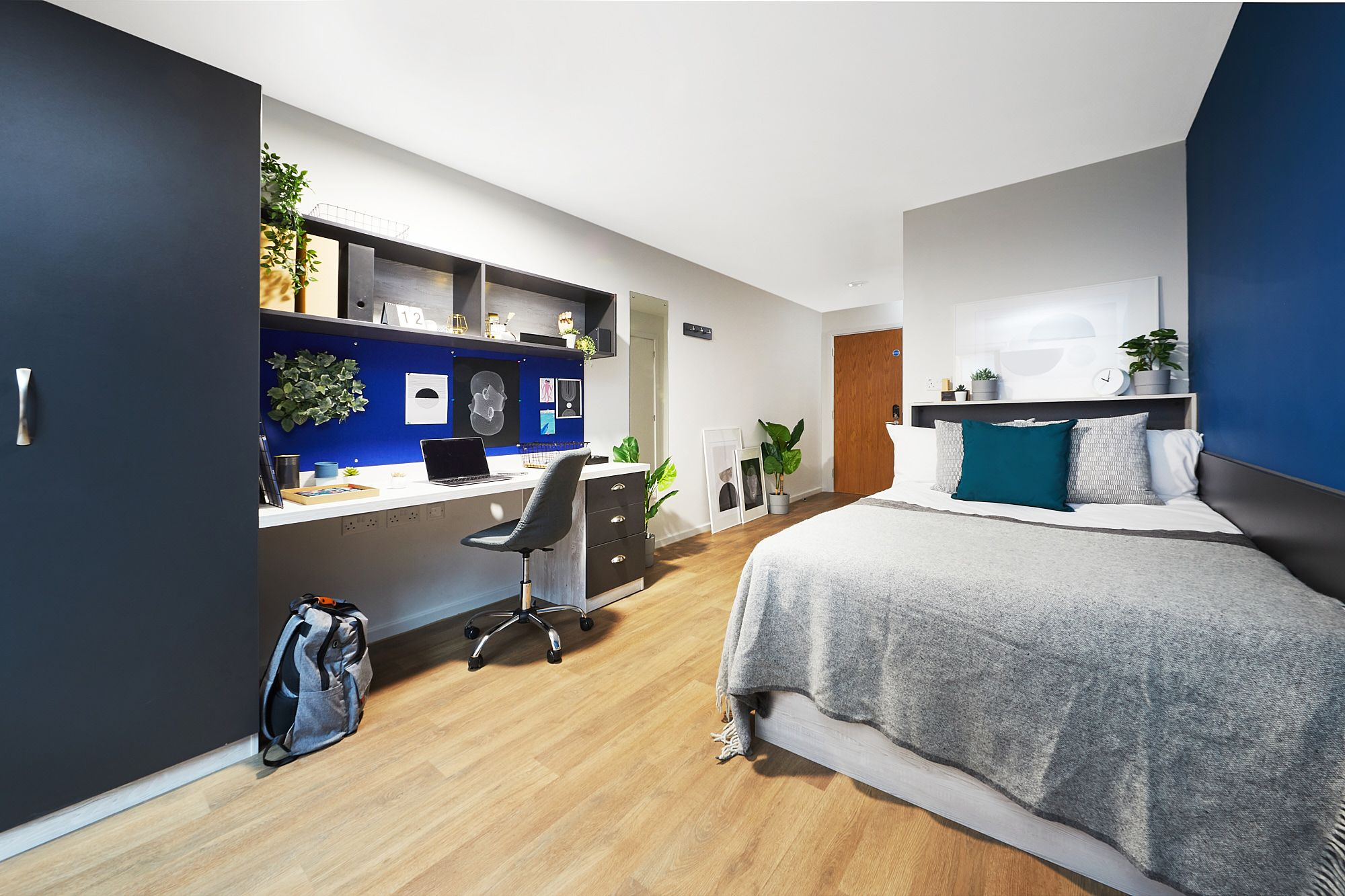 Platinum Ensuite - 1