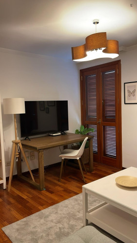 Incredible double bedroom in a 4 bedroom apartment - Gallery - 5