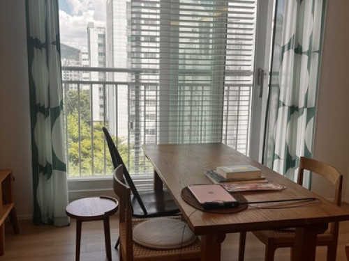 A Calm Home Close to Everything