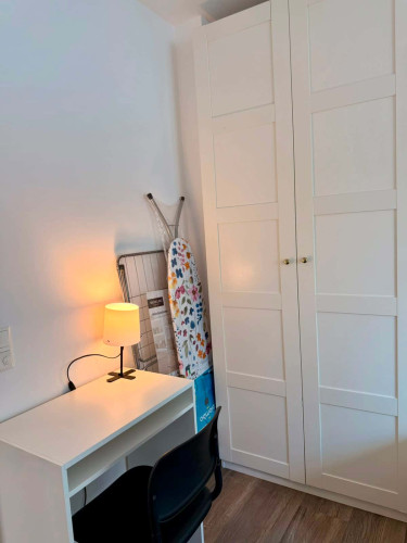 Apartment in Kreuzstraße, Hürth for 70 m² with 2 bedrooms