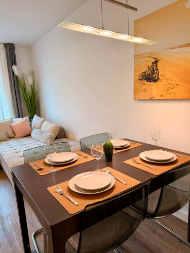 Apartment in Kreuzstraße, Hürth for 70 m² with 2 bedrooms