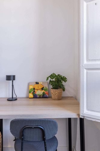 Room in Calle Tundidores, Granada for 150 m² with 8 bedrooms