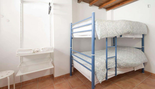 Apartment in Calle Agua del Albayzín, Granada for 80 m² with 2 bedrooms - Gallery - 6