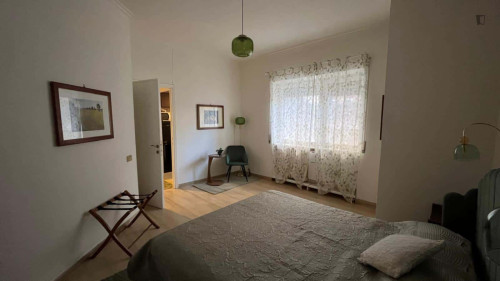 Apartment in Via Sorelle Marchisio, Roma for 75 m² with 2 bedrooms