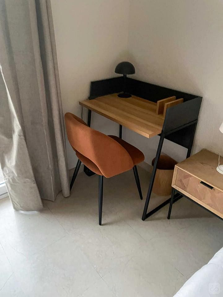 Private Room With Shared Bathroom - 4