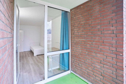 Room 2- Kölner Landstraße
