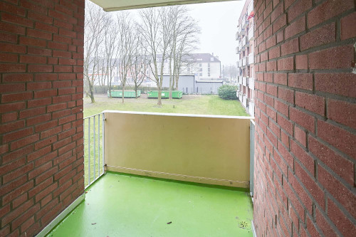Room 2- Kölner Landstraße - Gallery - 5