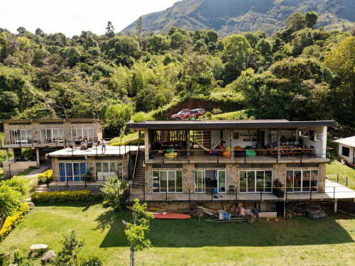Country House Overlooking The Lake w/ Coworking + Kitesurfing School