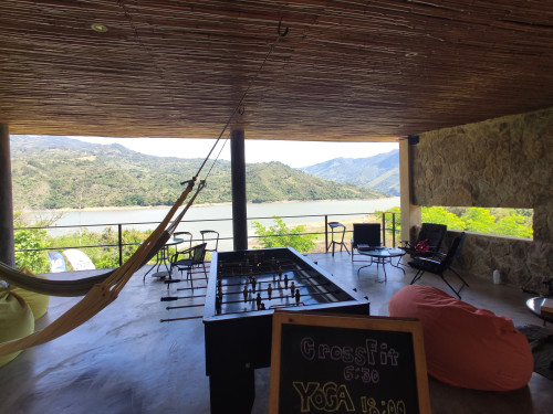 Country House Overlooking The Lake w/ Coworking + Kitesurfing School