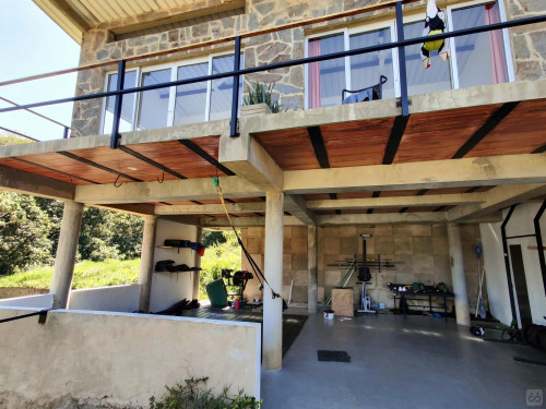 Country House Overlooking The Lake w/ Coworking + Kitesurfing School