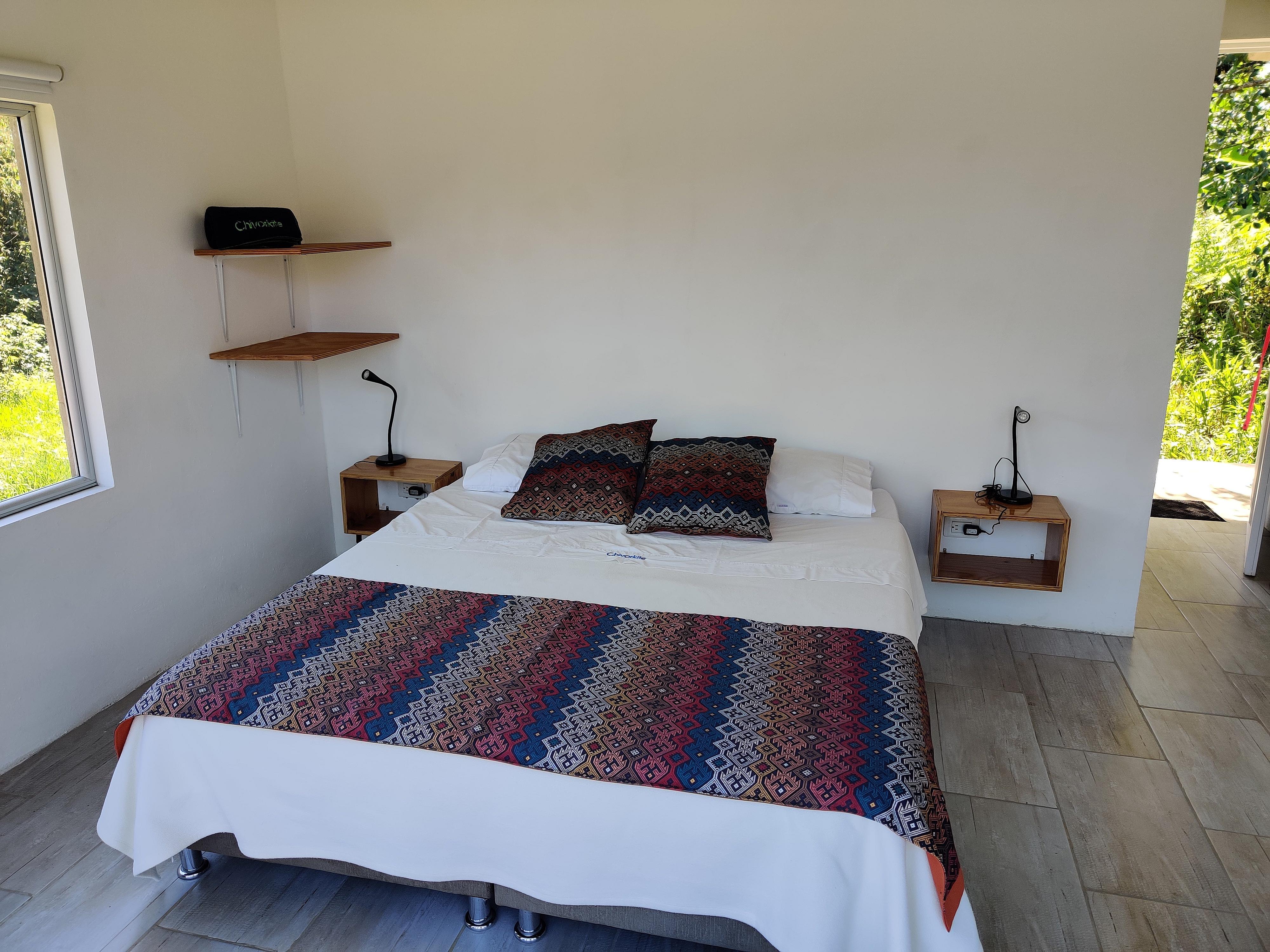  Private Room 3  -  Country House Overlooking The Lake w/ Coworking + Kitesurfing School  - Gallery -  9
