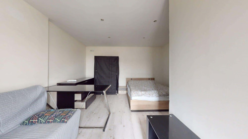 Apartment in Rue Tiblier Verne, Saint-Étienne for 30 m² with 1 bedroom