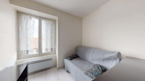 Apartment in Rue Tiblier Verne, Saint-Étienne for 30 m² with 1 bedroom