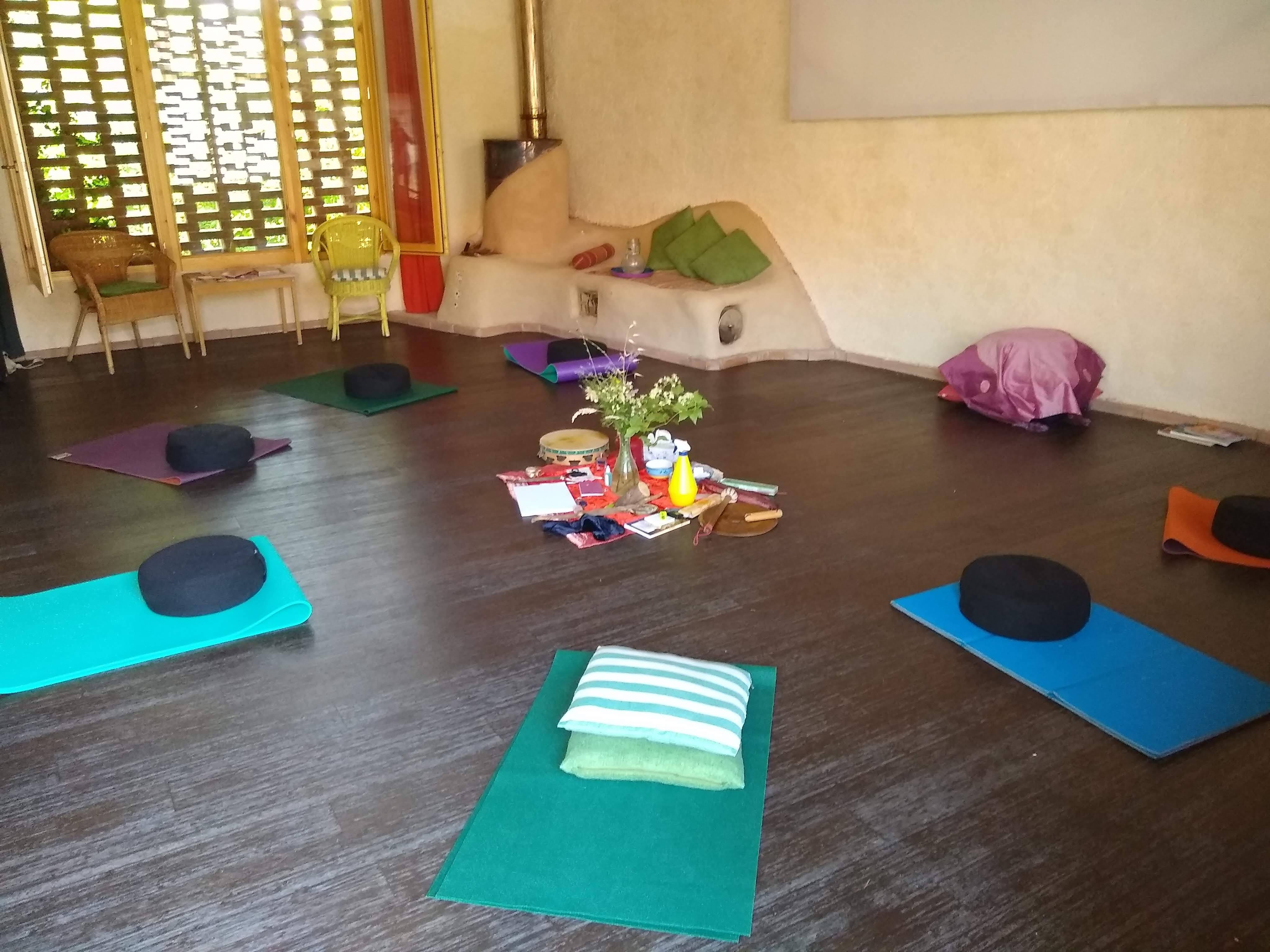 Traditional Rural House w/ Coworking + Outdoor Space