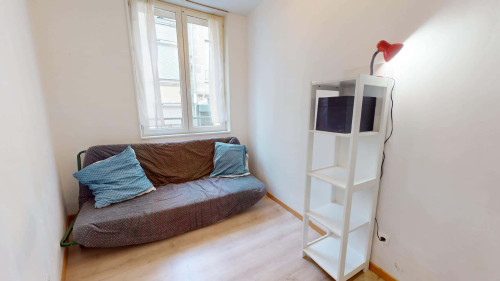 Apartment in Rue des Frères Chappe, Saint-Étienne for 54 m² with 3 bedrooms - Gallery - 5