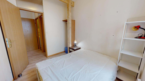 Apartment in Rue des Frères Chappe, Saint-Étienne for 54 m² with 3 bedrooms - Gallery - 9