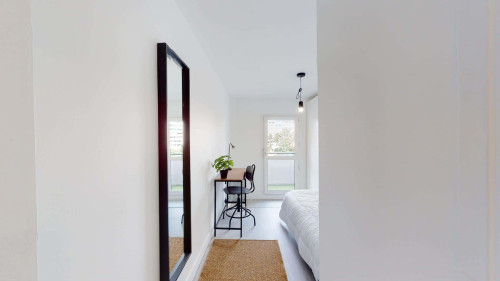 Room in Boulevard du Montaigut, Créteil for 81 m² with 5 bedrooms - Gallery - 16