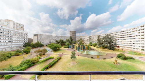 Room in Boulevard du Montaigut, Créteil for 81 m² with 5 bedrooms