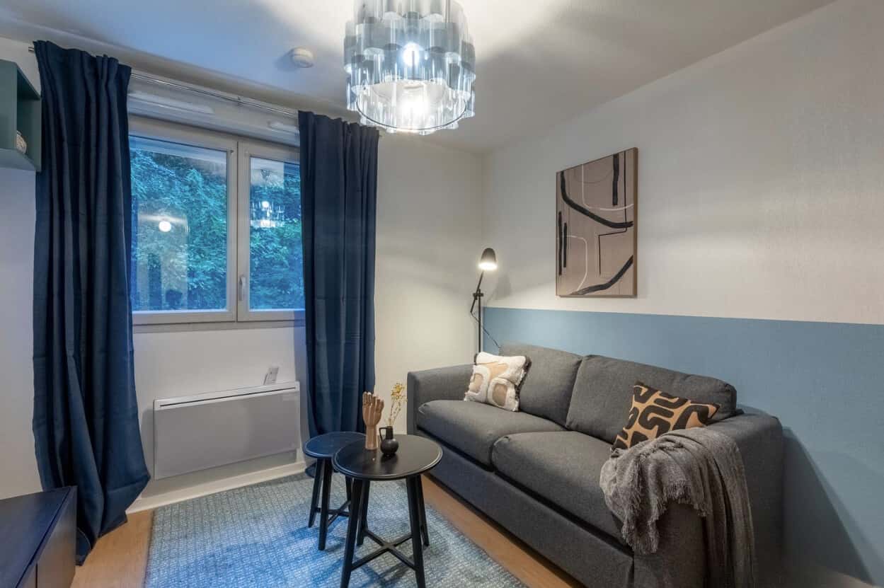Apartment In Grande Rue De Saint Clair, Caluire-Et-Cuire For 20 M² - 1