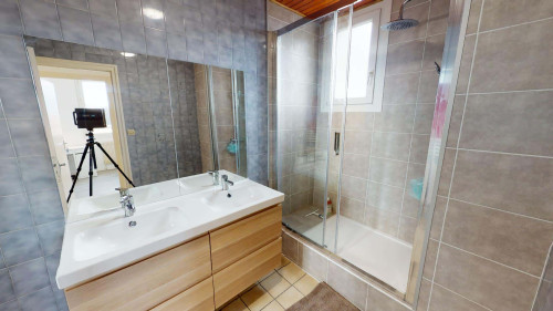 Room in Avenue de la Mogne, Saint-Martin-d'Hères for 85 m² with 4 bedrooms - Gallery - 6