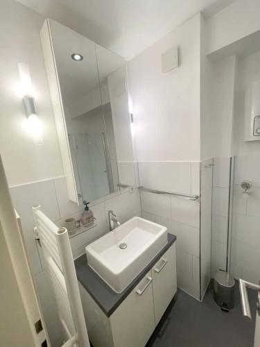Apartment in Florastraße, Düsseldorf for 65 m² with 2 bedrooms - Gallery - 6