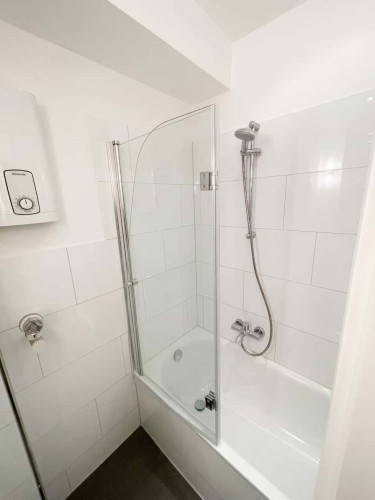Apartment in Florastraße, Düsseldorf for 65 m² with 2 bedrooms - Gallery - 4