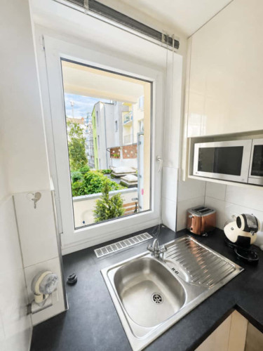 Apartment in Florastraße, Düsseldorf for 65 m² with 2 bedrooms - Gallery - 12