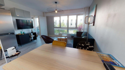 Room in Avenue Jean Jaurès, Lyon for 84 m² with 5 bedrooms