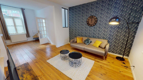 Room in Rue de Bouvines, Roubaix for 107 m² with 3 bedrooms