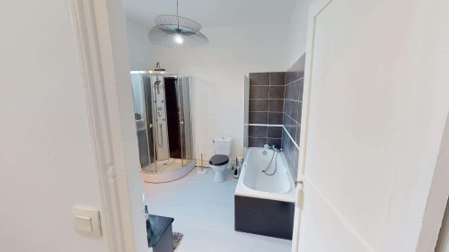 Room in Rue de Bouvines, Roubaix for 107 m² with 3 bedrooms - Gallery - 10