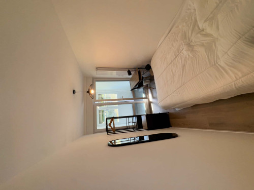 Room in Rue de Meyrin, Ferney-Voltaire for 91 m² with 4 bedrooms - Gallery - 11
