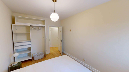 Room in Rue du Saule, Mulhouse for 122 m² with 5 bedrooms