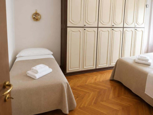 Apartment in Via Ventimiglia, Torino for 80 m² with 2 bedrooms