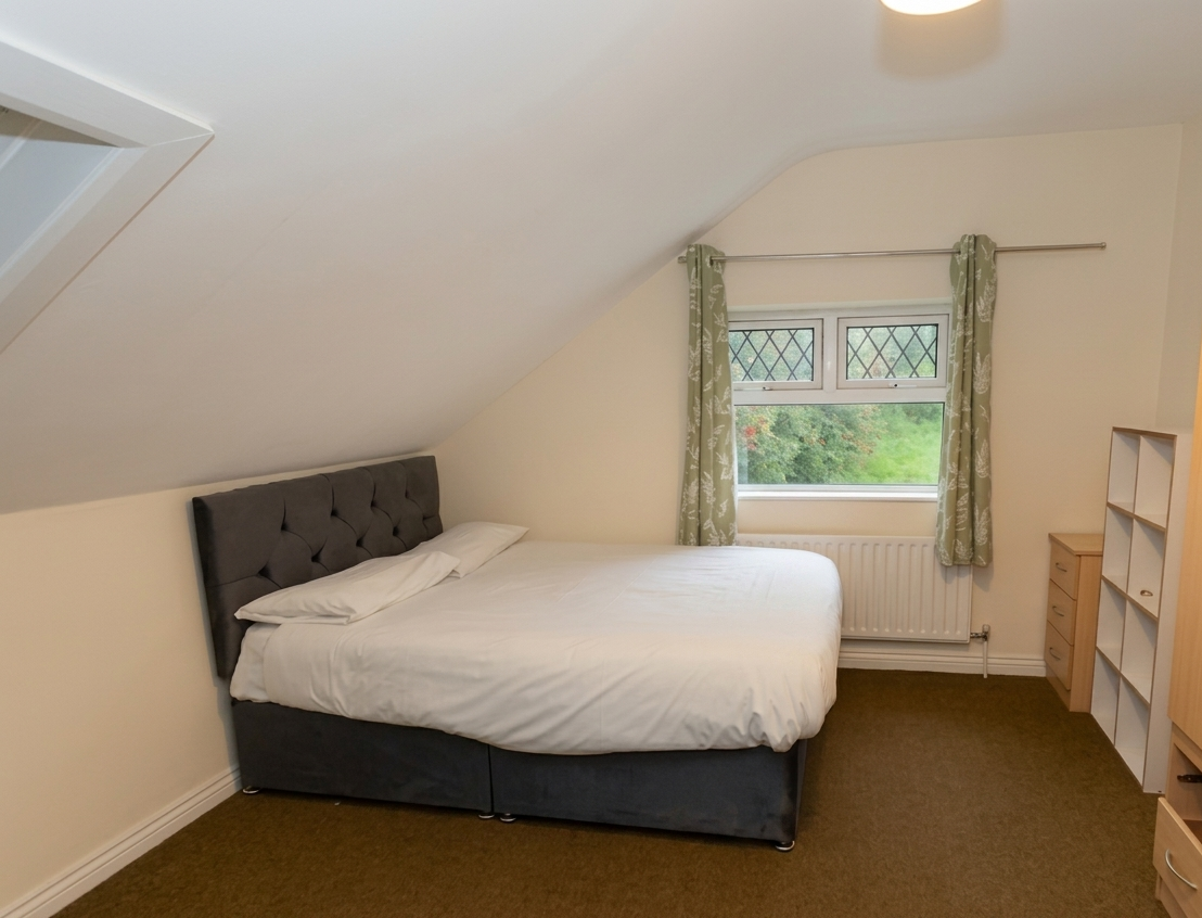 SINGLE BED - 1