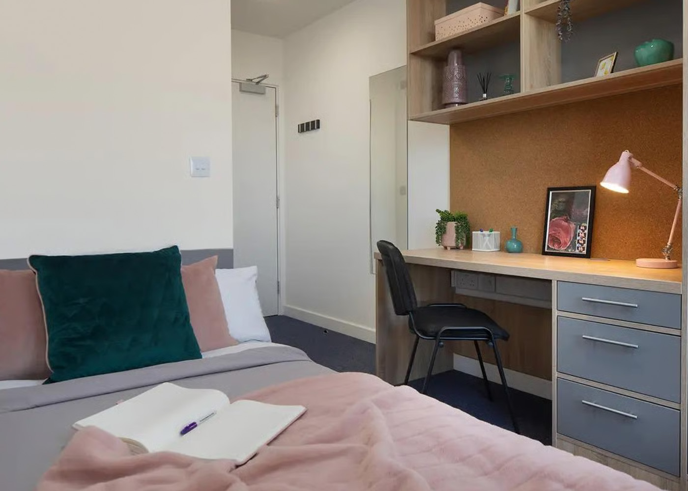 Premium Ensuite - 1