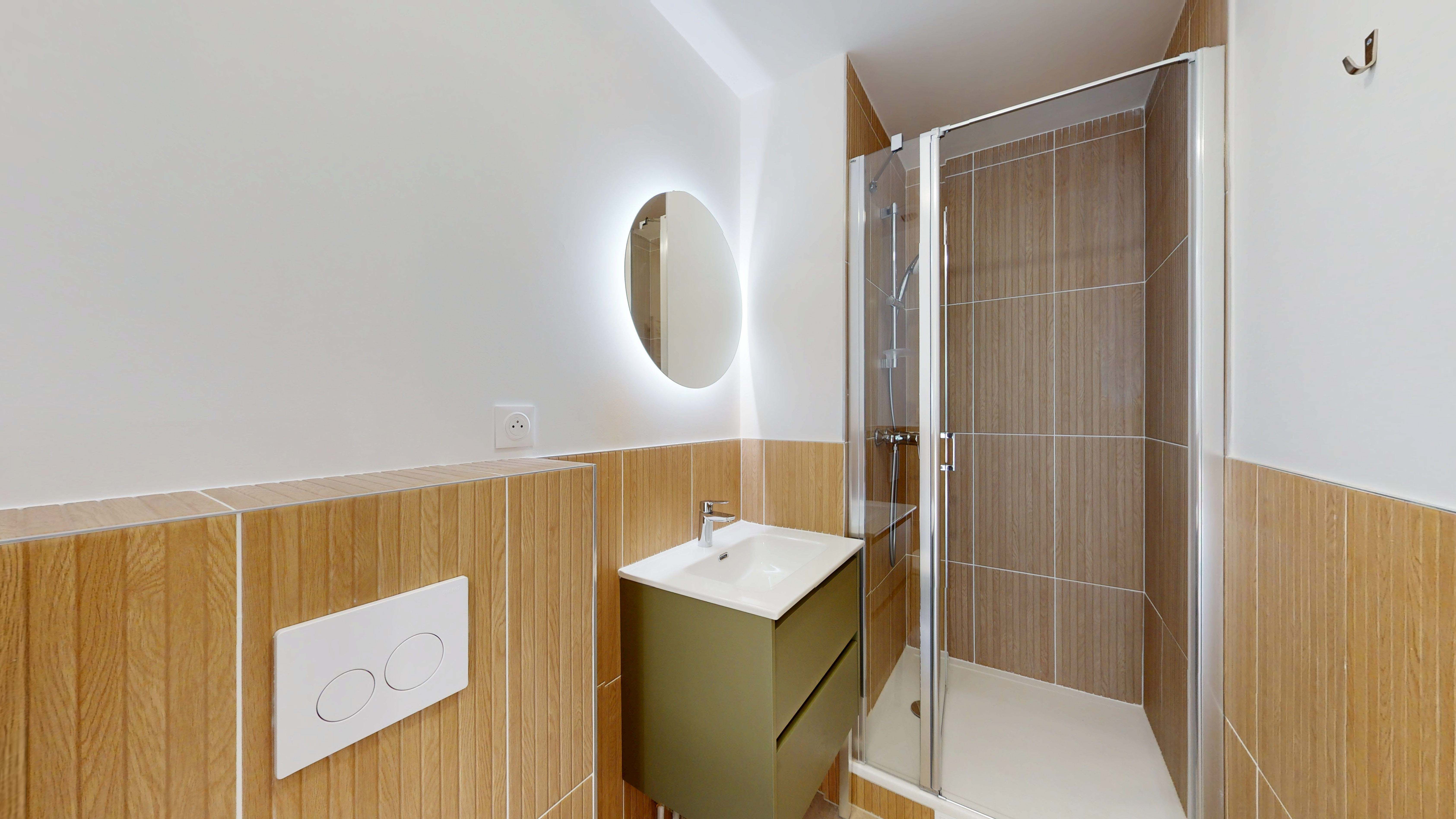 Room M01 - 2