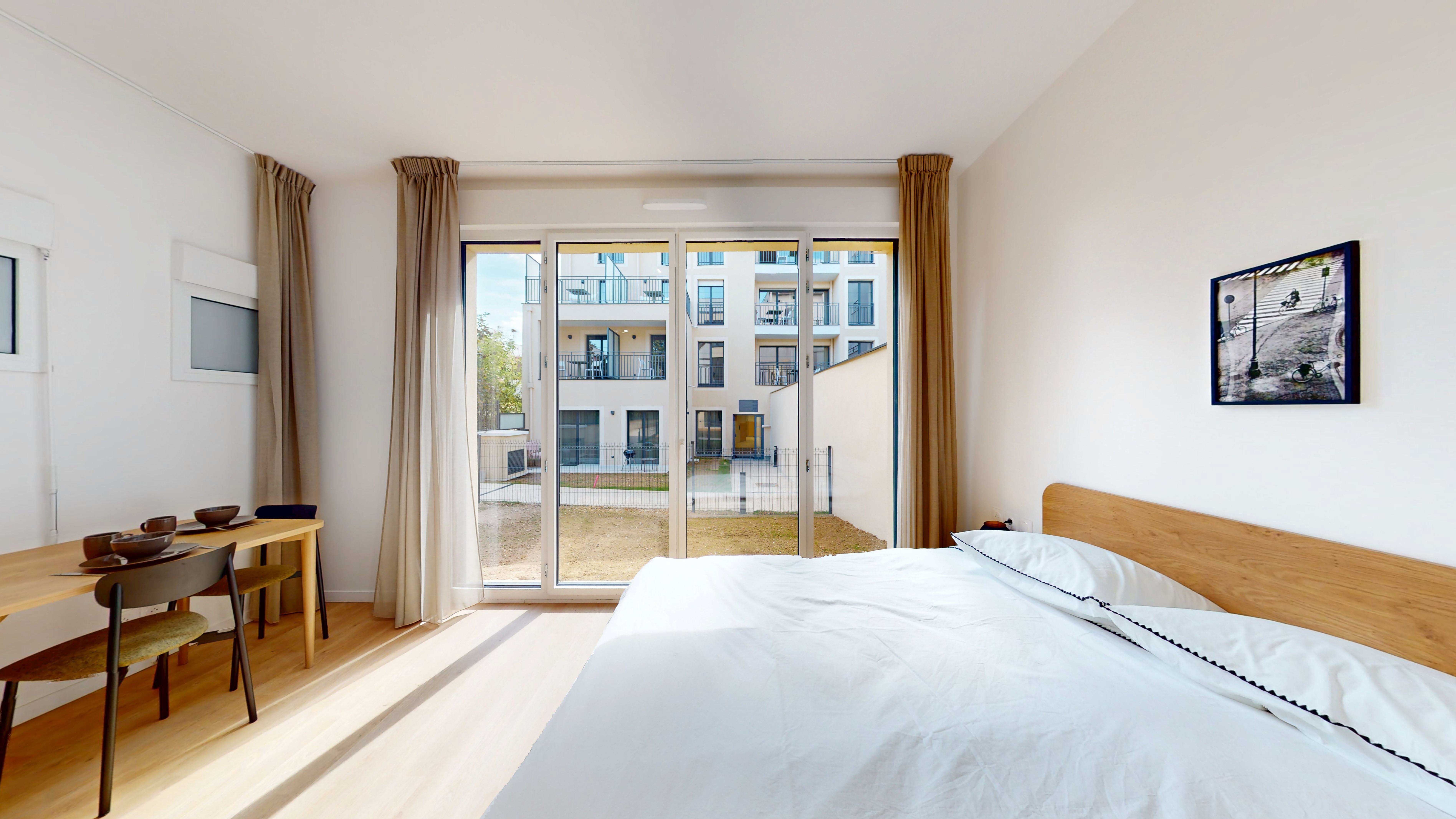 Room M01 - 4