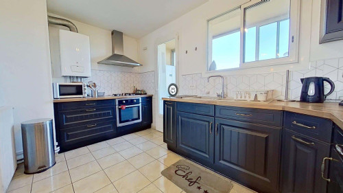 Apartment in Avenue Georges Dayan, Nîmes for 82 m² with 3 bedrooms - Gallery - 24