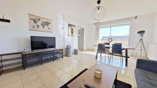 Apartment in Avenue Georges Dayan, Nîmes for 82 m² with 3 bedrooms