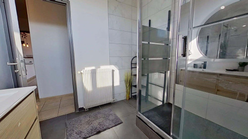 Apartment in Avenue Georges Dayan, Nîmes for 82 m² with 3 bedrooms - Gallery - 2