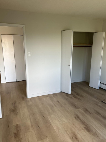 Mainstreet Duncan Apartments - Gallery - 11
