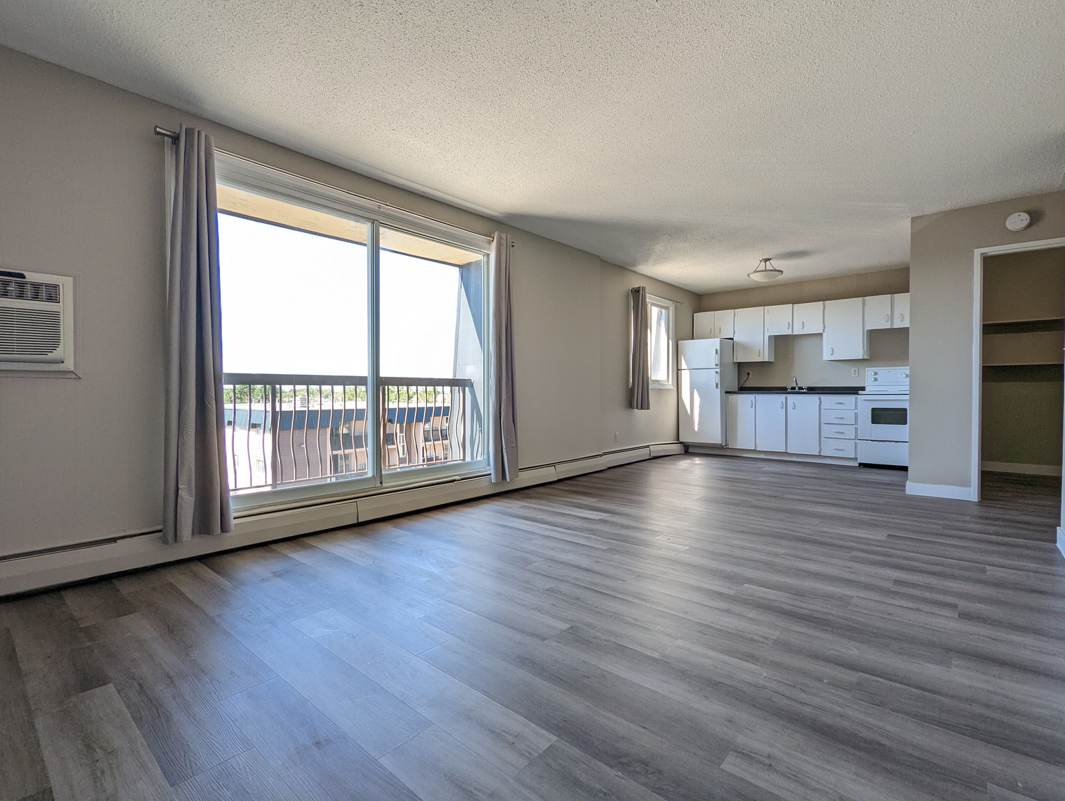 1 Bedroom - 4