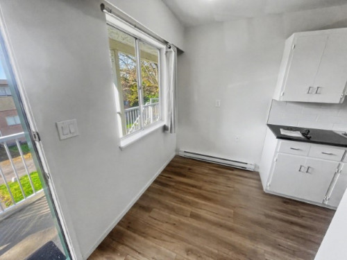 Mainstreet Victoria Garden Apartments - Gallery - 11
