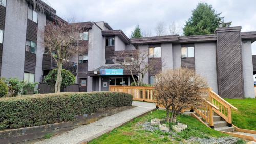 Pinetree Apartments