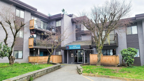 Pinetree Apartments