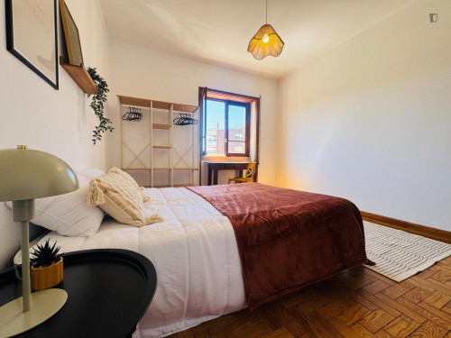 Sunny Double Bedroom close to  Sereia Garden