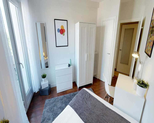 Chambre dans le Port Saint Etienne - Gallery - 7