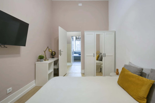 Room 9 - Largo Vitorino Damasio 2 2D - Gallery - 5