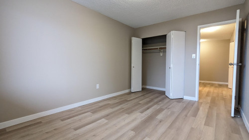 Cheam View Apartments 1 - Gallery - 16